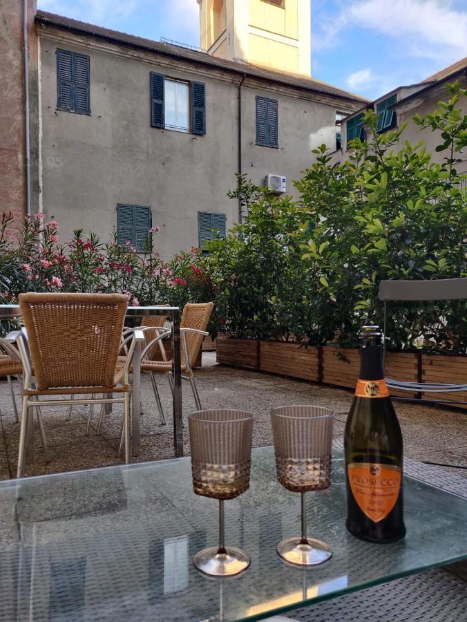 Guest House Palazzo Carmine جنوة المظهر الخارجي الصورة